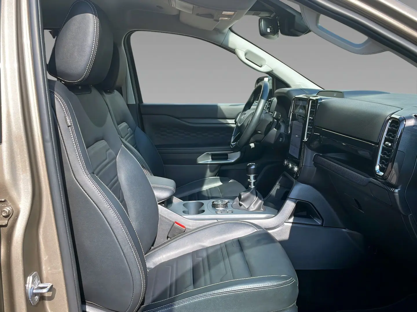 Ranger Limited Doka Pritsche-Rollo AHK 7J Garant