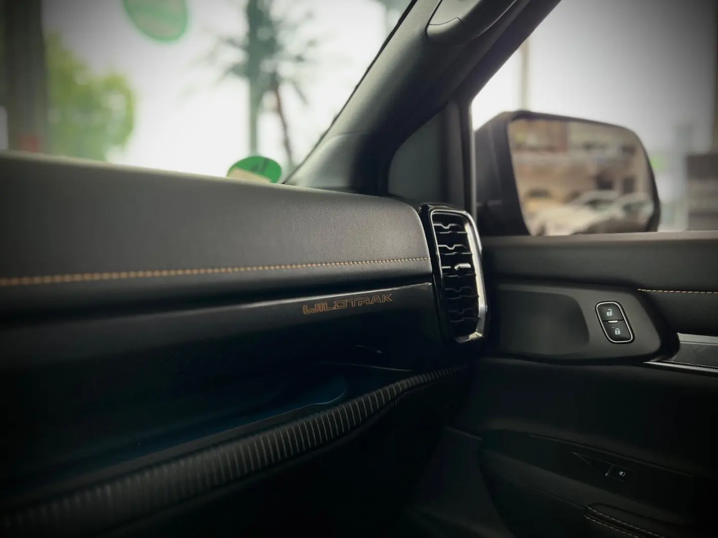 Ranger Wildtrak e-4WD Doppelkabine 1.HAND NAVI