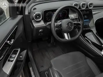 GLC 200 4M Coupé AMG MBUX RüKam AHK LED DISTRO