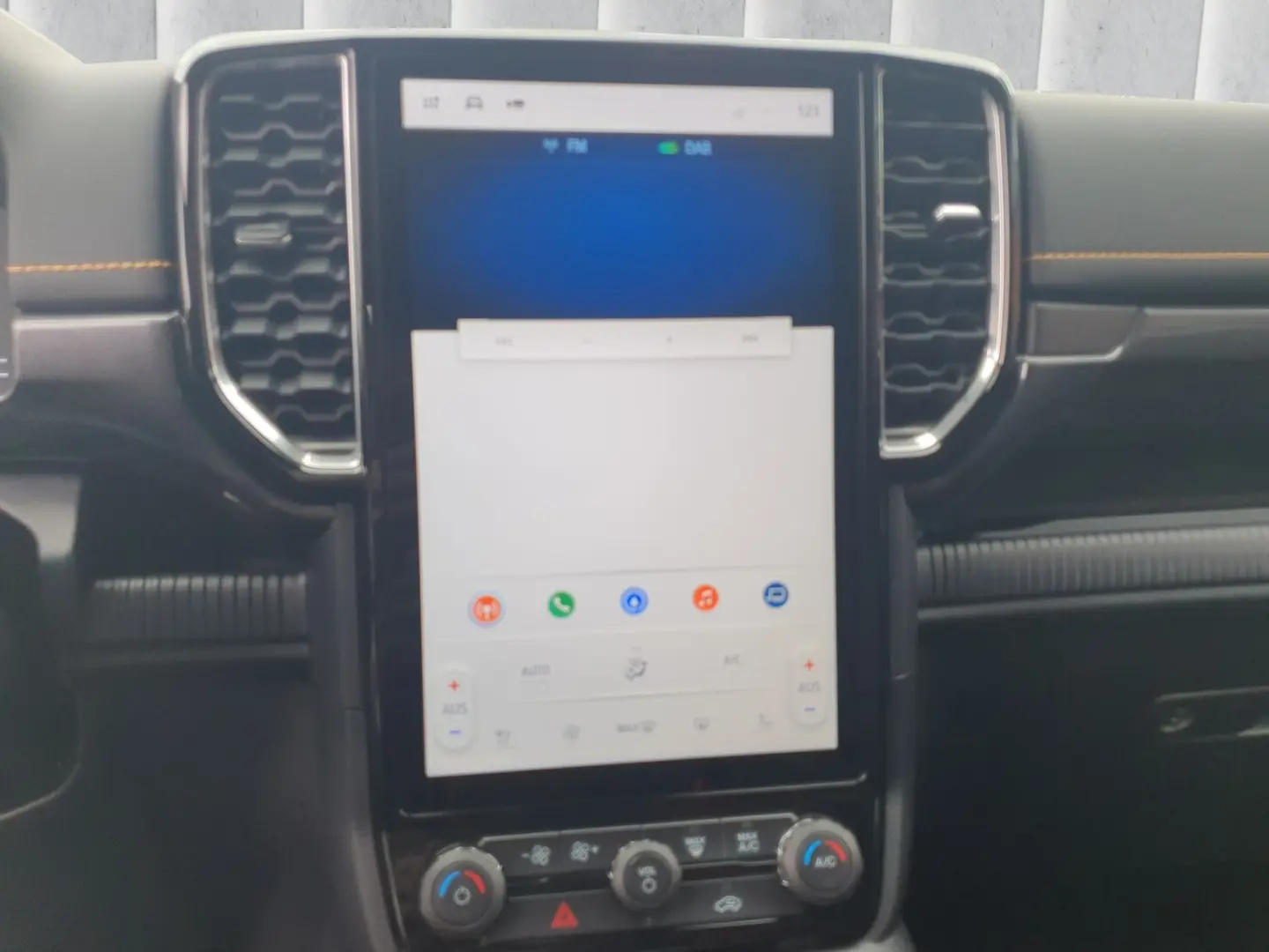 Ranger Wildtrak 2.0 EB DK e-4WD Autom LEDER AHK