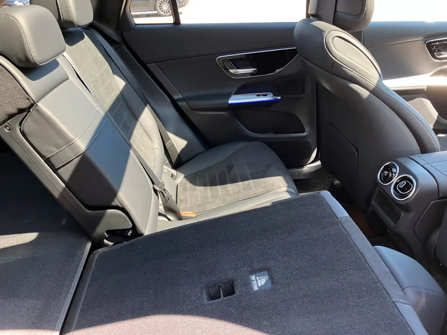 GLC 300 d 4M AMG Premium 20 Night AHK Panorama