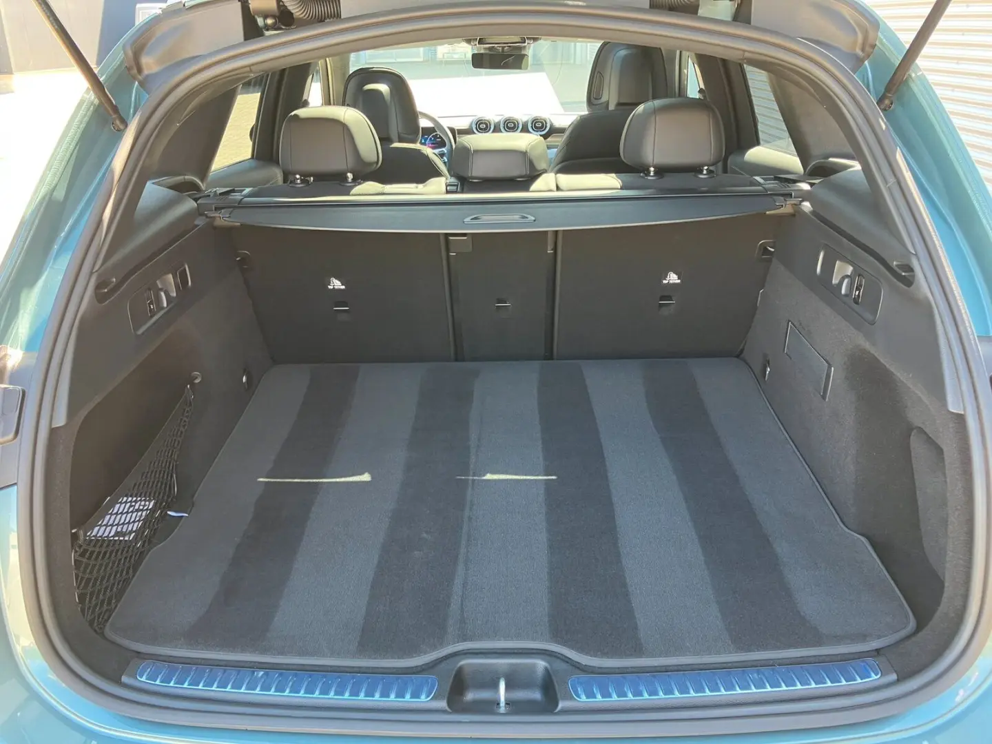 GLC 300 d 4M AMG Premium 20 Night AHK Panorama