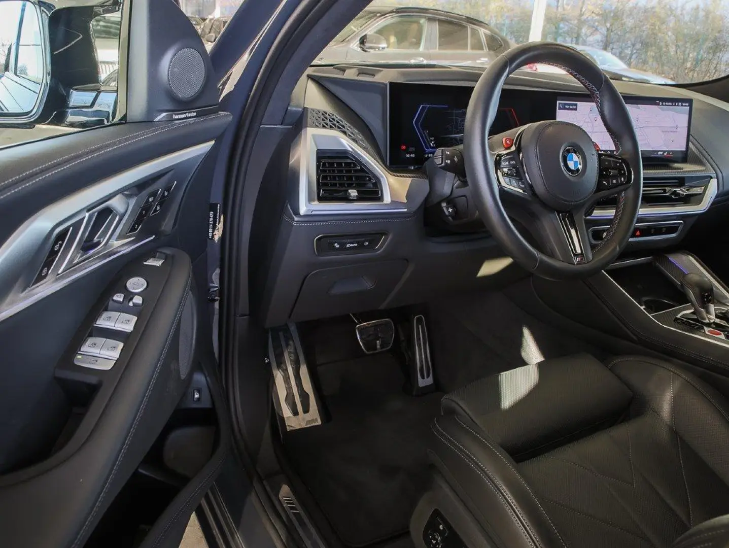 XM 23 Zoll M Fahrwerk Prof AHK Massage