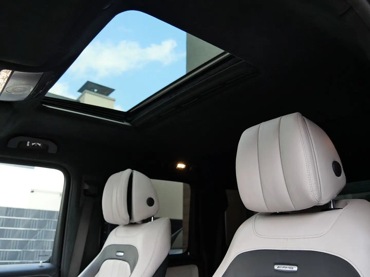 G 63 AMG Manufaktur  Night  Multikontursitz  22'