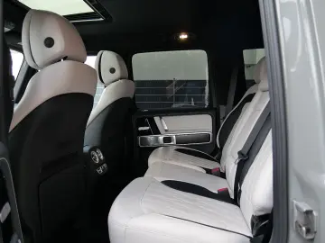 G 63 AMG Manufaktur  Night  Multikontursitz  22'