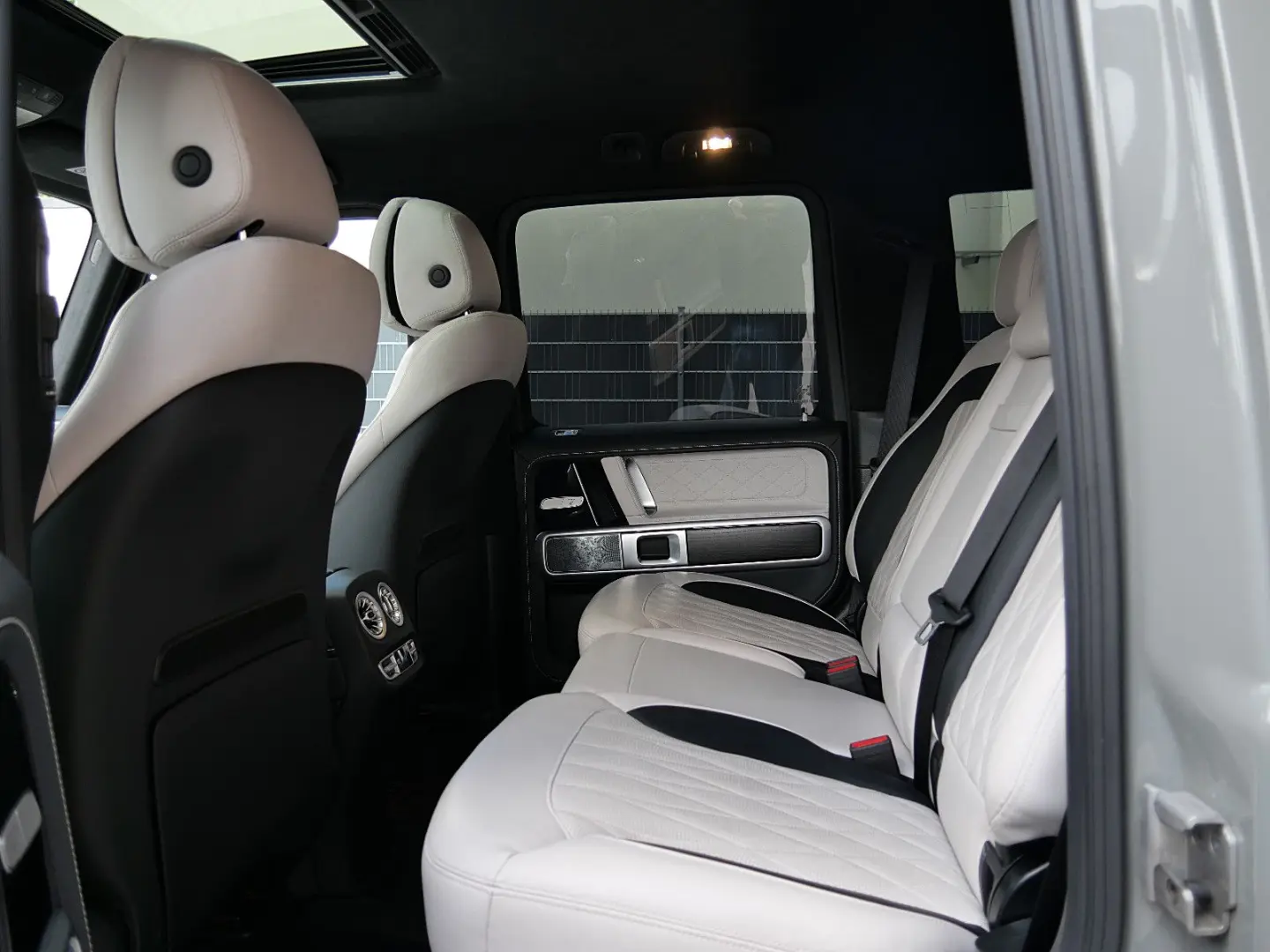 G 63 AMG Manufaktur  Night  Multikontursitz  22'