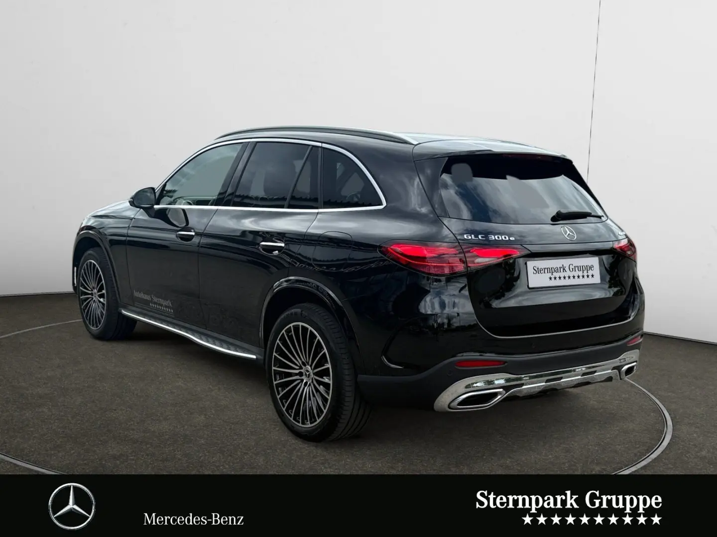 GLC 300 e AMG  AHK Distro 20  Digital Memory 360