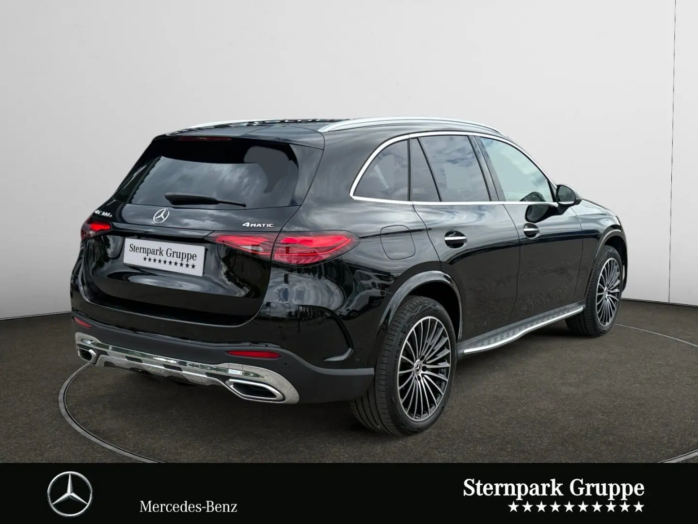 GLC 300 e AMG  AHK Distro 20  Digital Memory 360