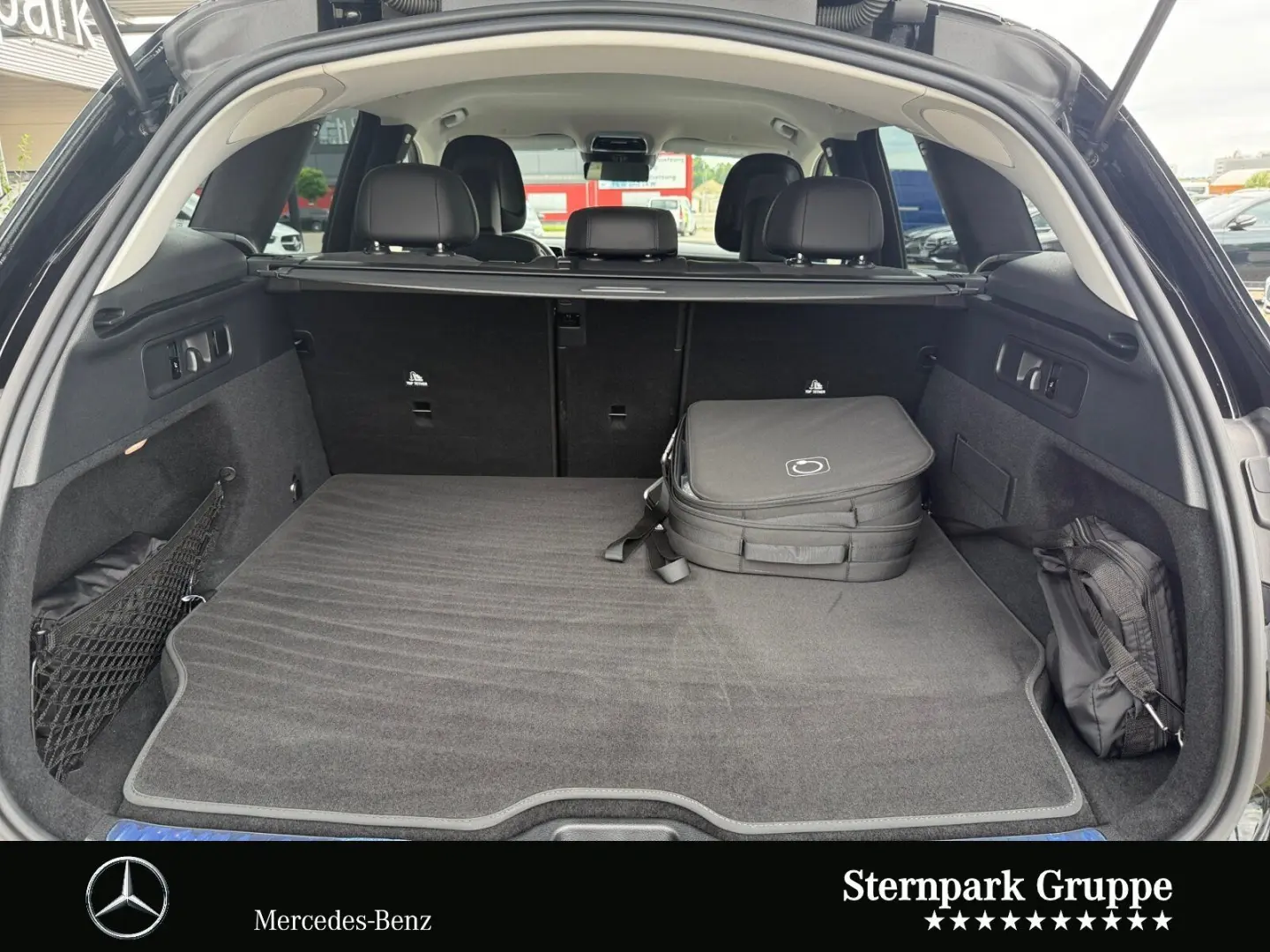 GLC 300 e AMG  AHK Distro 20  Digital Memory 360