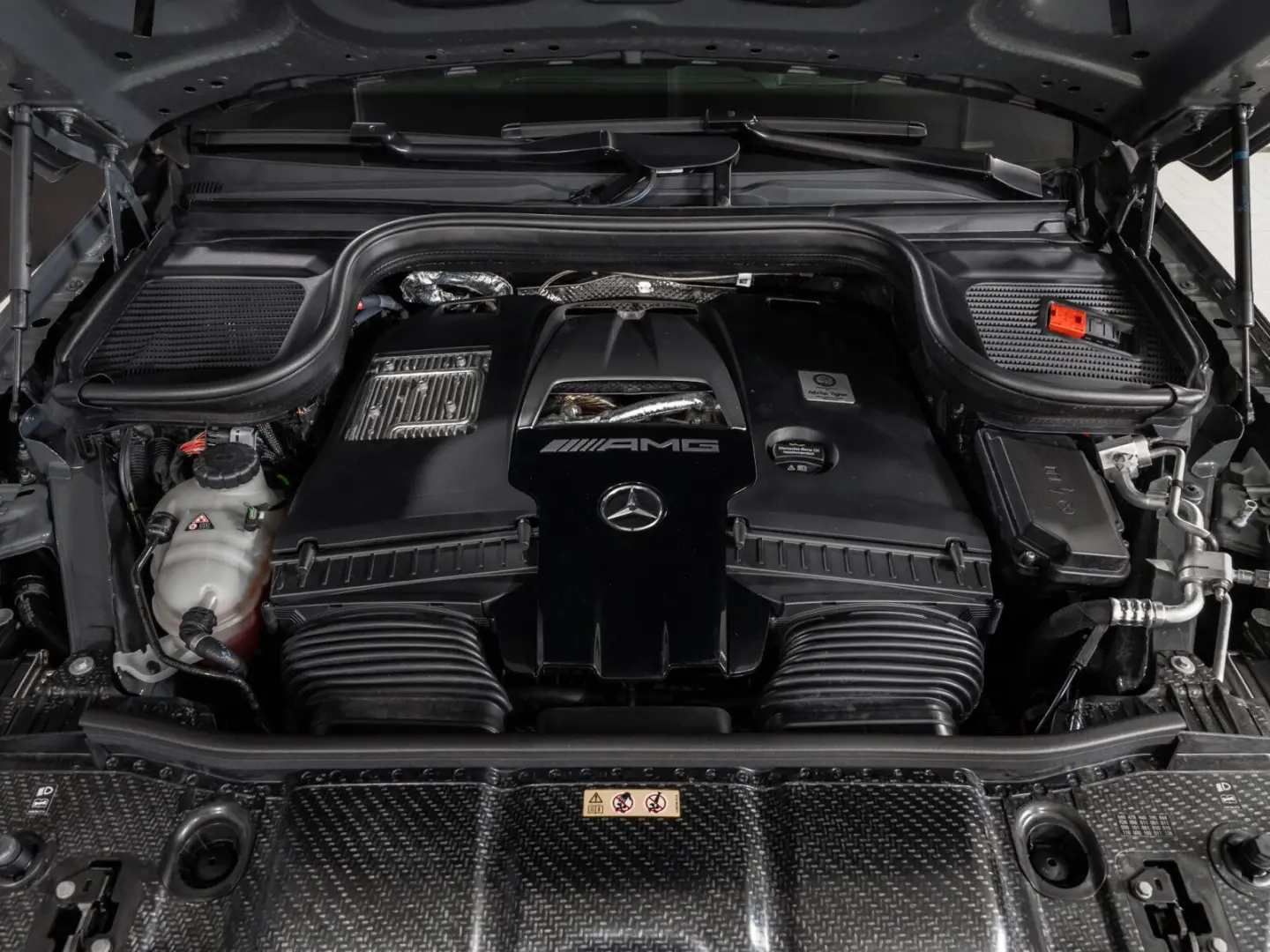 GLE 63S 4M Coupé Multibeam Distro Pano HUD NP211