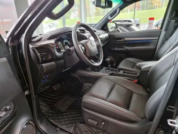 HiLux D-4D 4x4 Double Cab Autm. Invincible