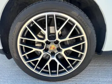 Macan Pano.21 RS Spyder PASM LED 14-Wege sitze