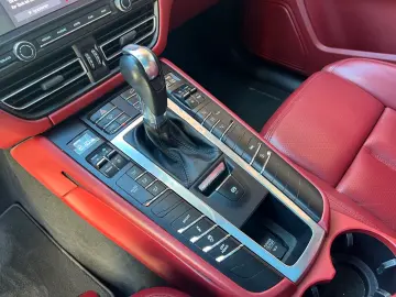 Macan Pano.21 RS Spyder PASM LED 14-Wege sitze