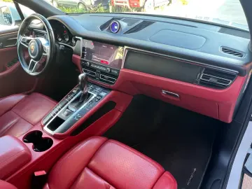 Macan Pano.21 RS Spyder PASM LED 14-Wege sitze