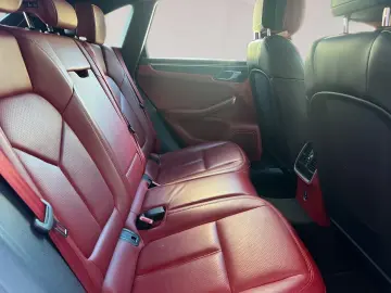 Macan Pano.21 RS Spyder PASM LED 14-Wege sitze