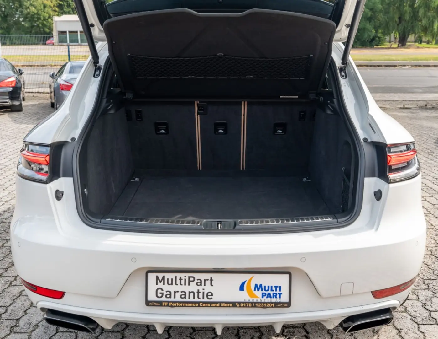Macan 2.0 Aut Matrix BOSE Navi 21 Zoll VOLL