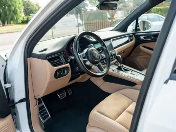 Macan 2.0 Aut Matrix BOSE Navi 21 Zoll VOLL