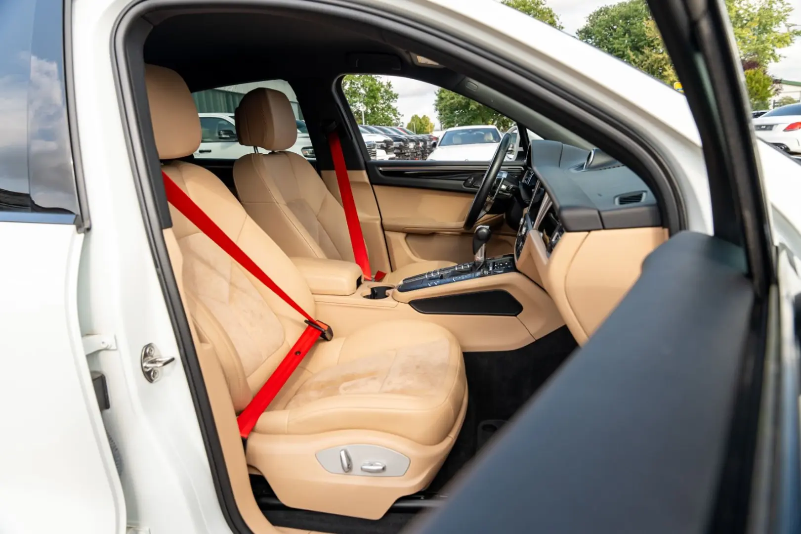 Macan 2.0 Aut Matrix BOSE Navi 21 Zoll VOLL