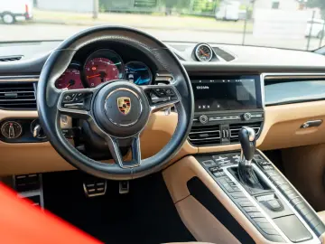 Macan 2.0 Aut Matrix BOSE Navi 21 Zoll VOLL