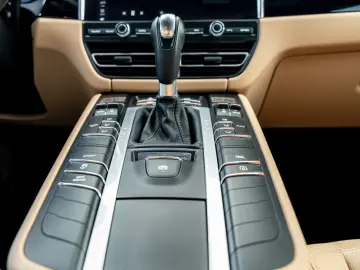 Macan 2.0 Aut Matrix BOSE Navi 21 Zoll VOLL