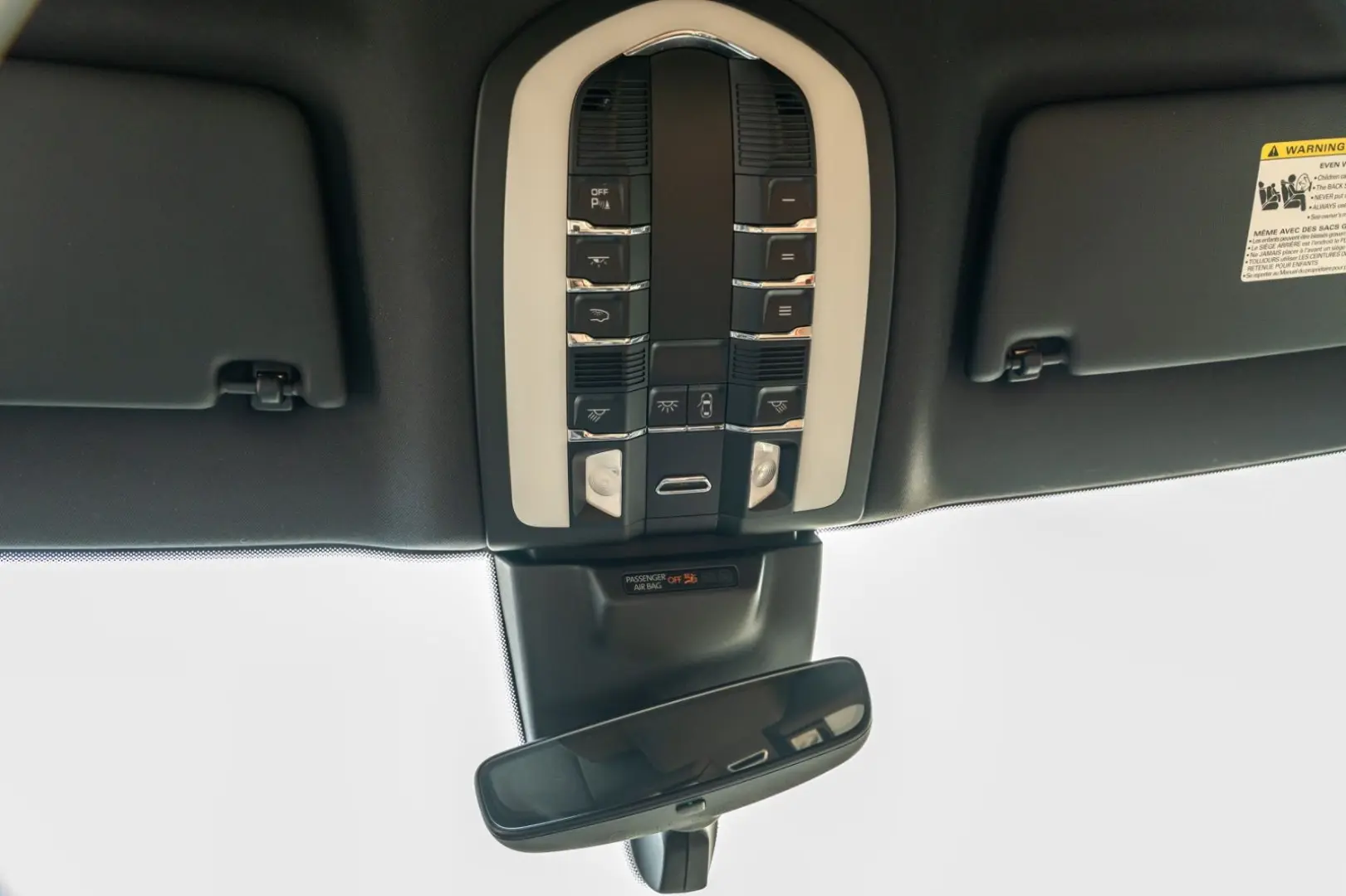 Macan 2.0 Aut Matrix BOSE Navi 21 Zoll VOLL