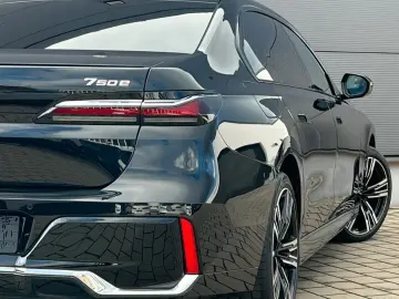 750e Lim xDrive M Sport Integral Pano Sky Lounge