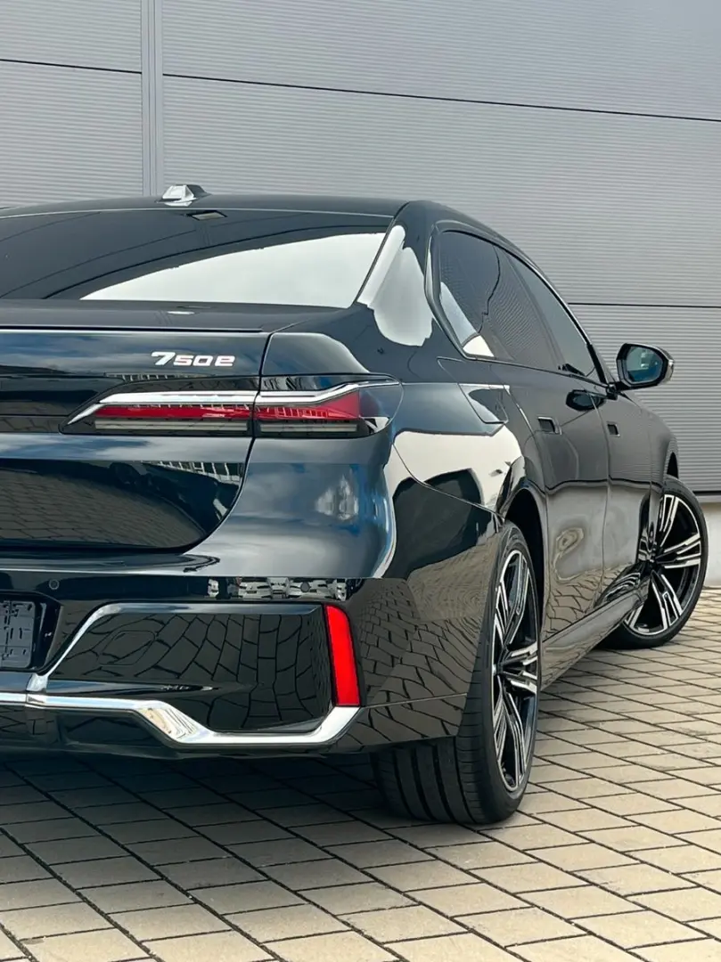 750e Lim xDrive M Sport Integral Pano Sky Lounge