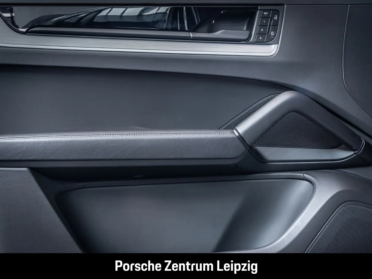 Cayenne S E-Hybrid HA-Lenkung InnoDrive Head-Up