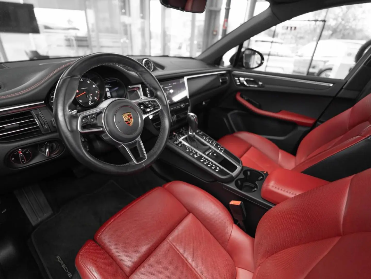 Porsche Macan 180kW   245hp