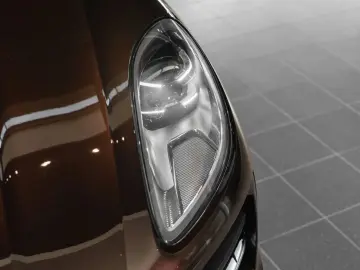 Porsche Macan 180kW   245hp