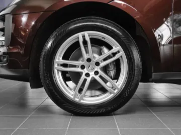 Porsche Macan 180kW   245hp