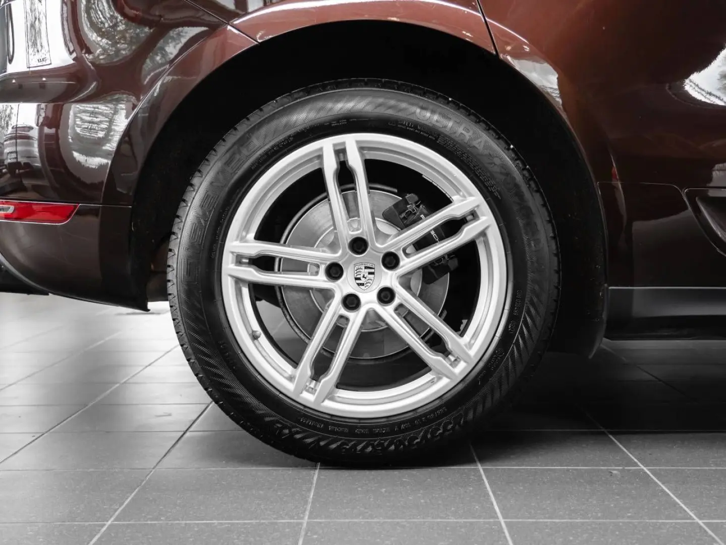 Porsche Macan 180kW   245hp