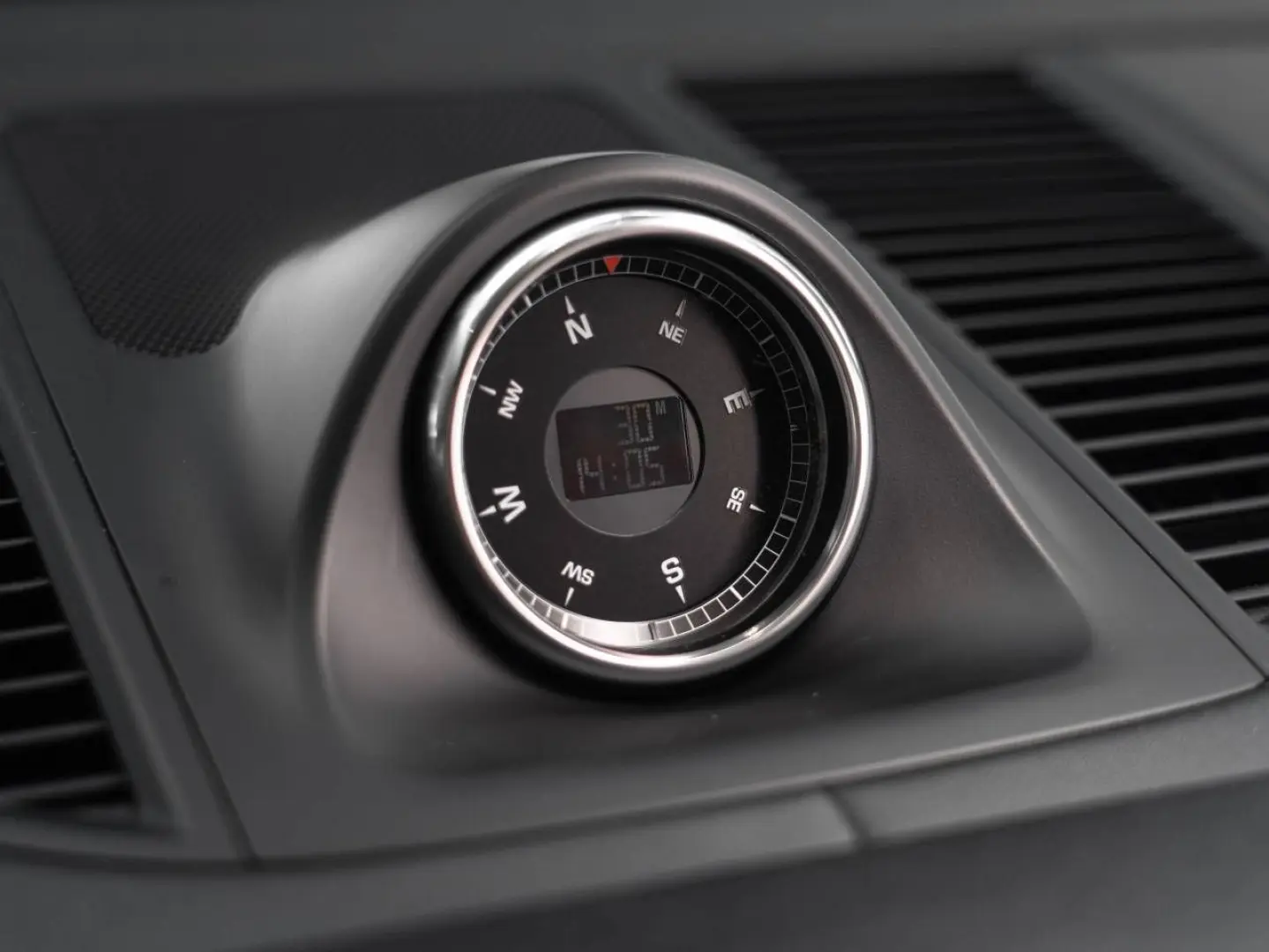 Porsche Macan 180kW   245hp