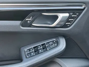 Macan Auspuff Spur BOSE Memory Kamera F1 4x SHZ