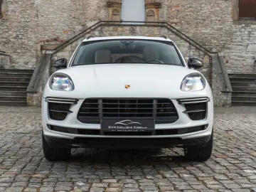 Macan S BOSE LED KAM CHRONO PANO CARPLAY