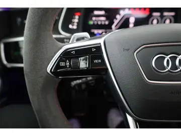 RS6 Avant quattro LP  175.510 B&O Pano