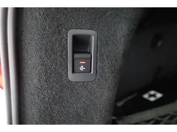 RS6 Avant quattro LP  175.510 B&O Pano