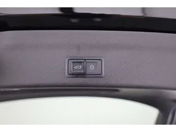 RS6 Avant quattro LP  175.510 B&O Pano