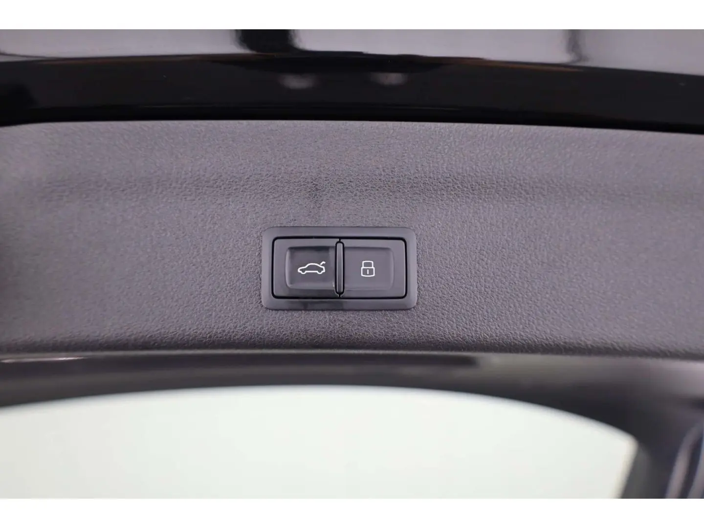 RS6 Avant quattro LP  175.510 B&O Pano