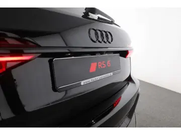 RS6 Avant quattro LP  175.510 B&O Pano