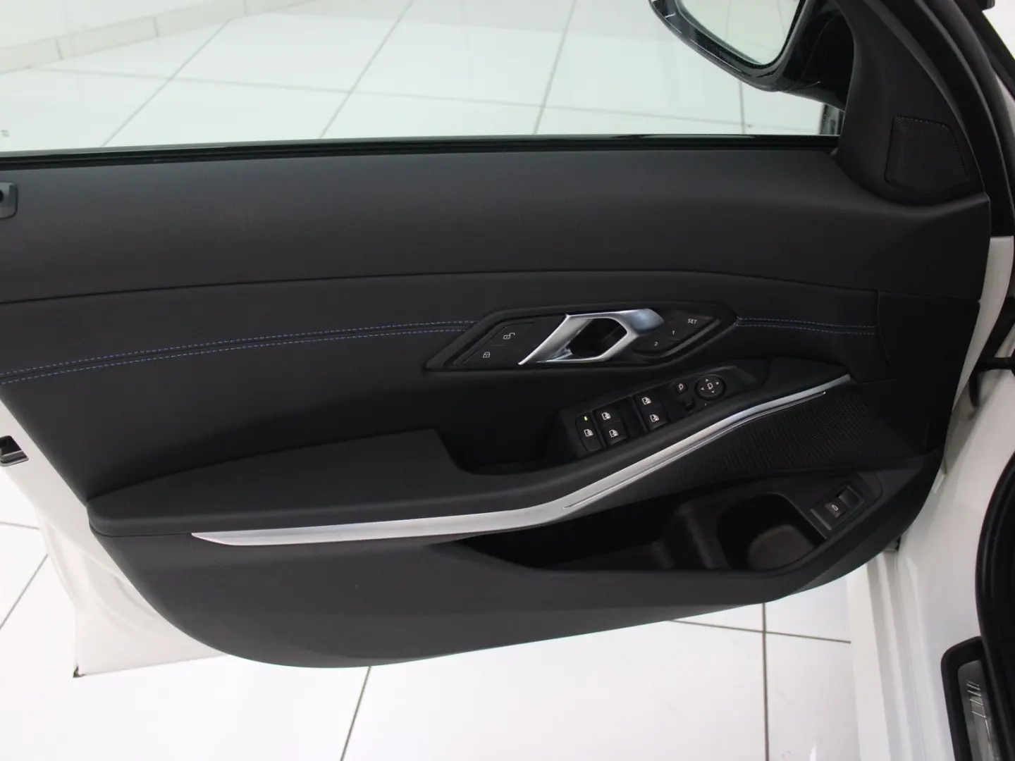 M340d xDrive Limousine HiFi DAB LED RFK Shz PDC