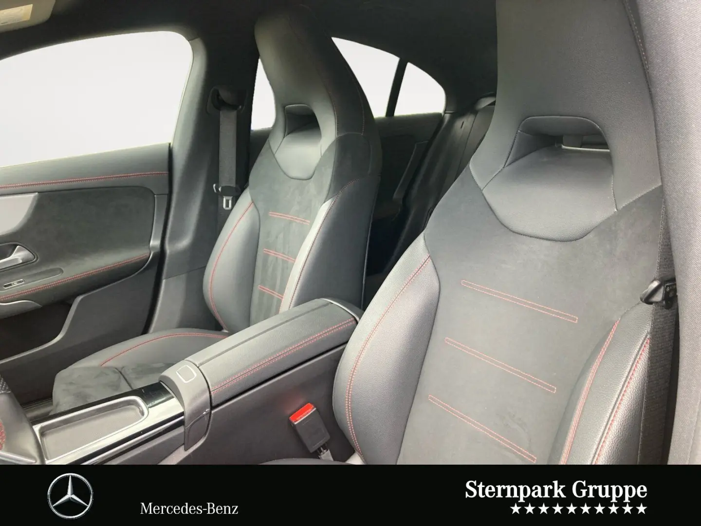 CLA 250 4M AMG Premium Memory Burmester 360  18