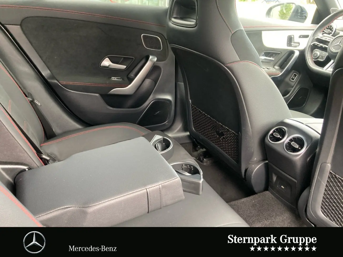 CLA 250 4M AMG Premium Memory Burmester 360  18