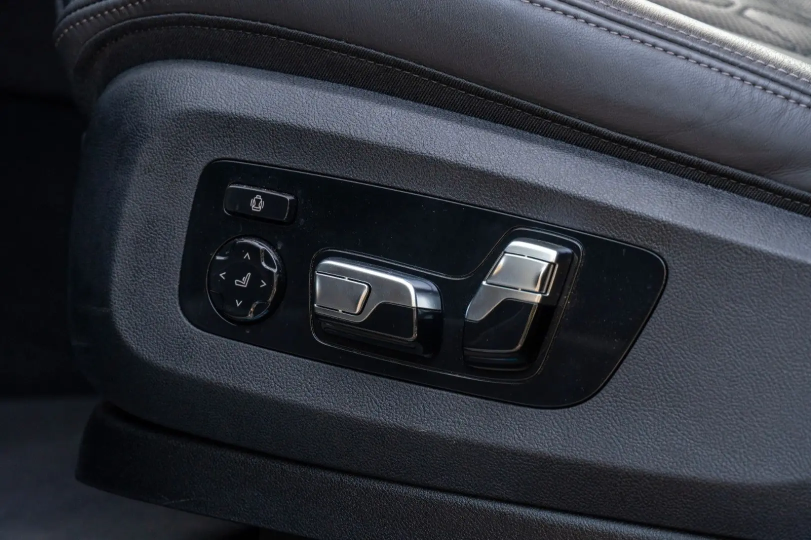 X6 M60i DR.ASS.PRO.360 .PANORAMA.LED.H K.22