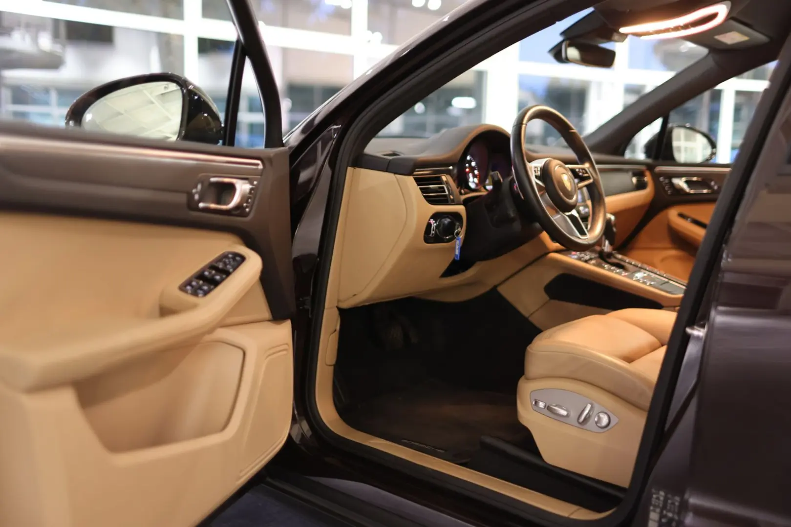 Macan 1. BESITZ   14-WEGE   20-ZOLL-TURBO   DAB