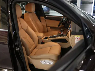 Macan 1. BESITZ   14-WEGE   20-ZOLL-TURBO   DAB