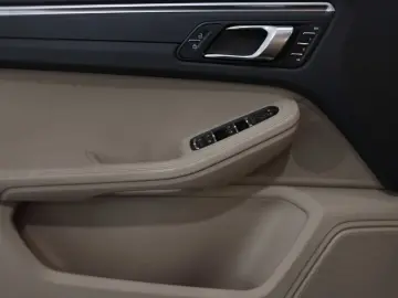 Macan 1. BESITZ   14-WEGE   20-ZOLL-TURBO   DAB