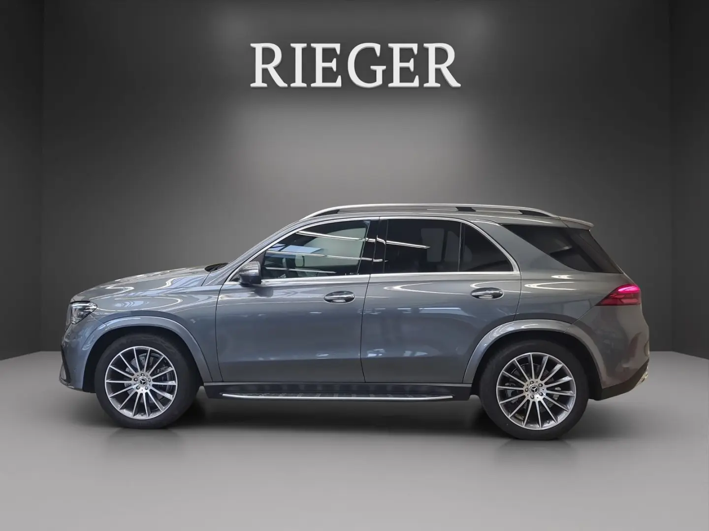 GLE 300 d 4M AMG Airmatic AHK MEMORY Alarm 21