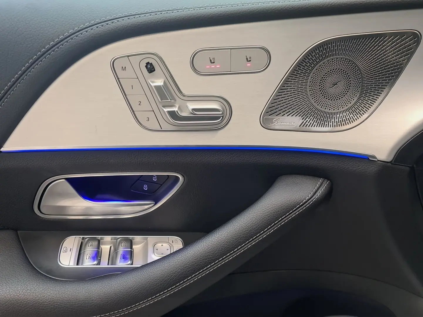 GLE 300 d 4M AMG Airmatic AHK MEMORY Alarm 21