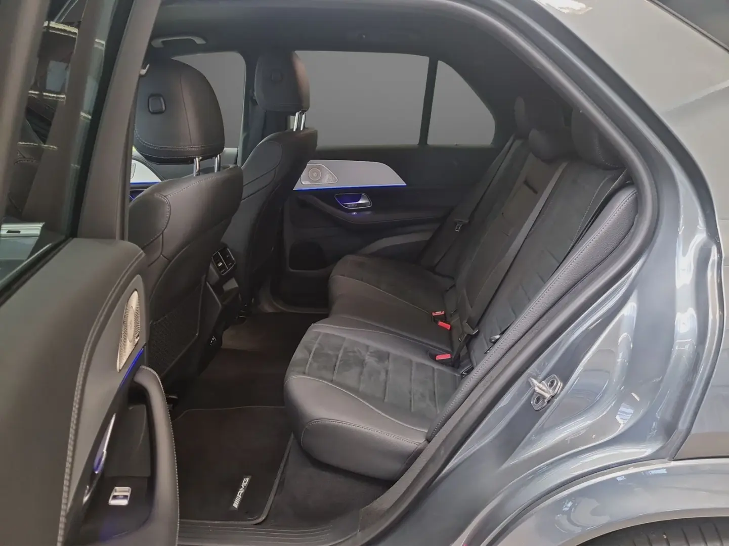 GLE 300 d 4M AMG Airmatic AHK MEMORY Alarm 21